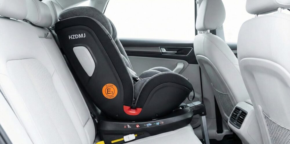 HZDMJはどこの国の基準？チャイルドシートの安全性と使い方