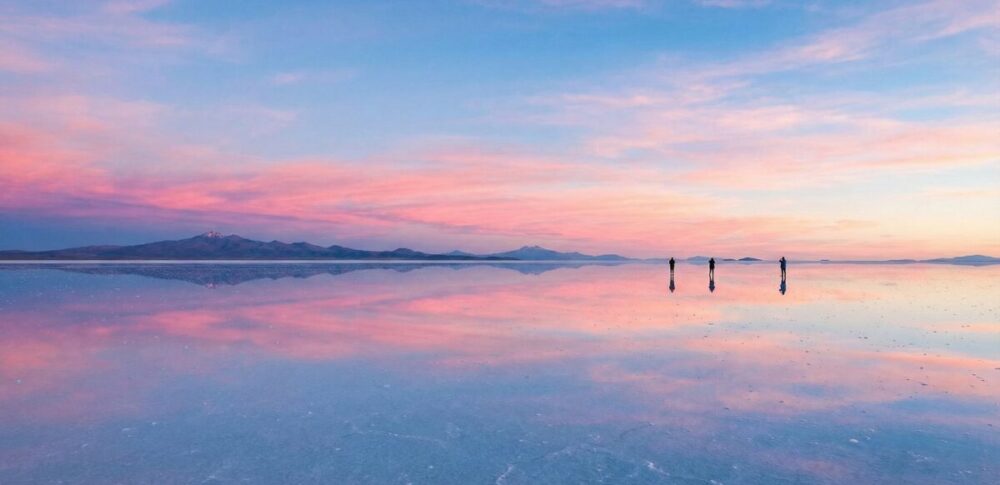 ウユニ塩湖はどこの国にある？行き方や費用から気になる噂の真相までまとめました
