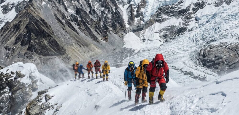 エベレストはどこの国から登っても過酷な世界